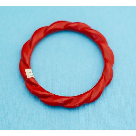Vintage Red Cyclone Bangle Bracelet by Avon - 7 3/4 inch - N8 - Picture 1 of 4